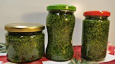 Bärlauch-Pesto mit Parmesan und Knoblauch
