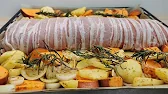 Leckerer Hackbraten gefüllt mit Weichkäse und Tomaten