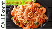 Pasta mit Garnelen in frecher Tomatensoße