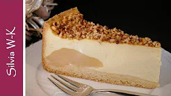 Pudding-Schmandkuchen mit Nüssen