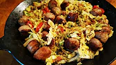 Wirsingkohlpfanne mit Bratwurst